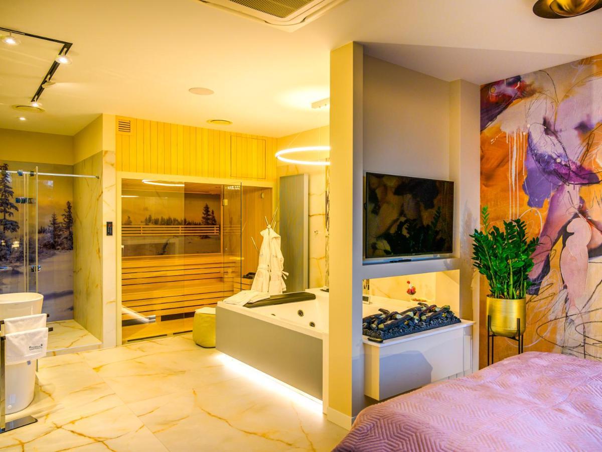 Pietryna Apartments Luxury - Sauna , Jacuzzi , Bezposrednio Przy Ul Piotrkowskiej Łódź Buitenkant foto