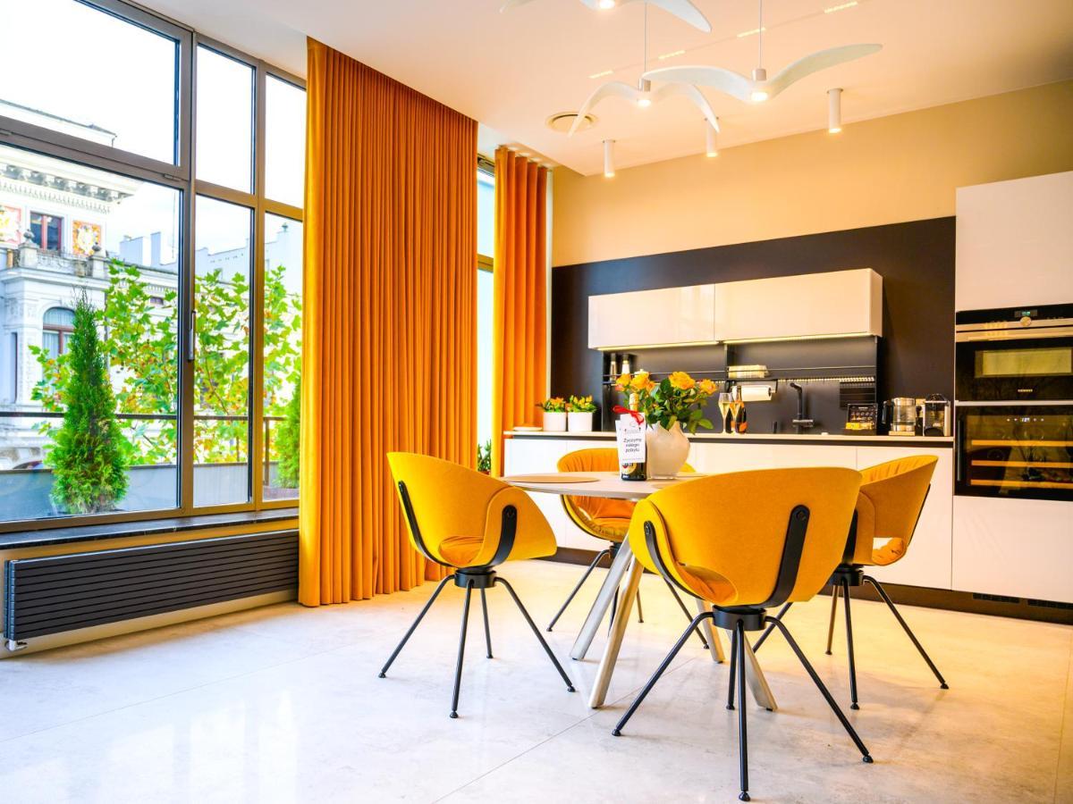 Pietryna Apartments Luxury - Sauna , Jacuzzi , Bezposrednio Przy Ul Piotrkowskiej Łódź Buitenkant foto