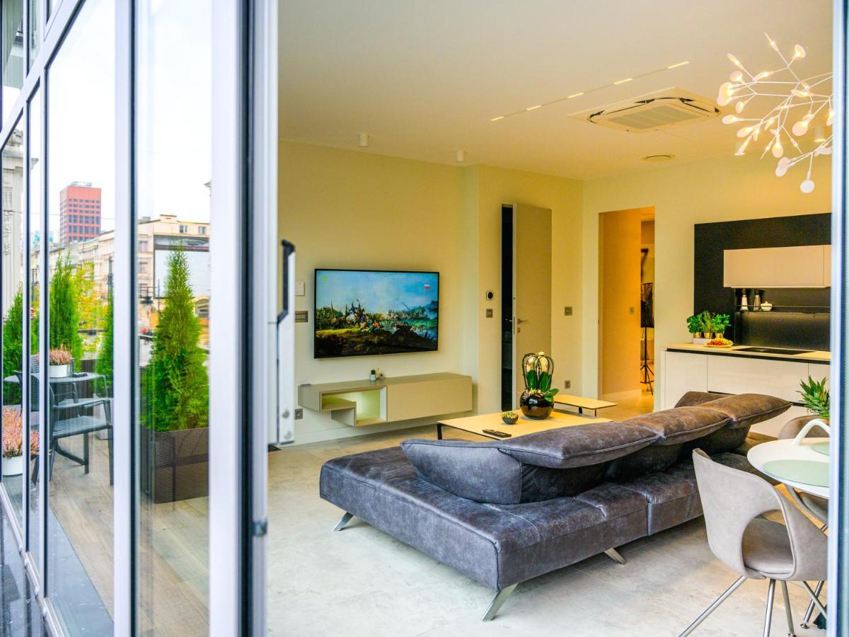 Pietryna Apartments Luxury - Sauna , Jacuzzi , Bezposrednio Przy Ul Piotrkowskiej Łódź Buitenkant foto